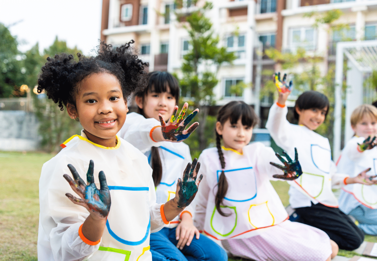 How to choose between Kindergarten and Childcare?